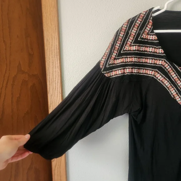 Lucky Brand Top - Picture 2 of 9